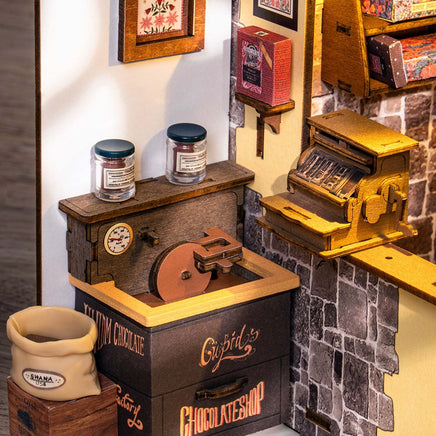 Henry's Chocolate - DIY Miniature House Kit