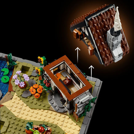 LEGO Icons: Autumn Cottage Garden